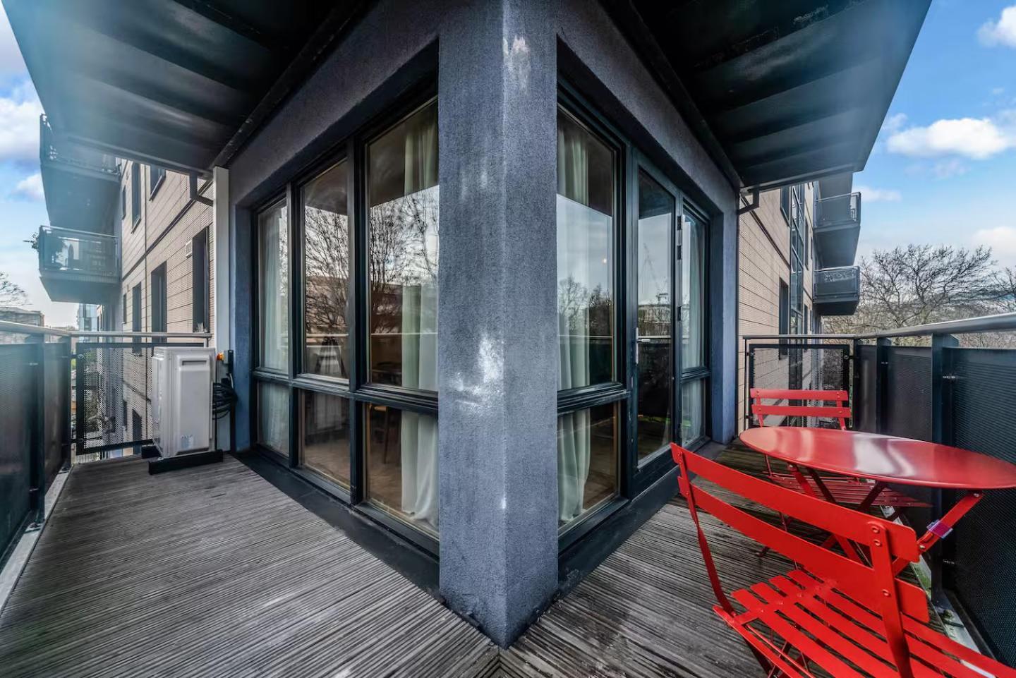 Ac! Serenity, Style In - Mins From Kings X Pass The Keys Londres